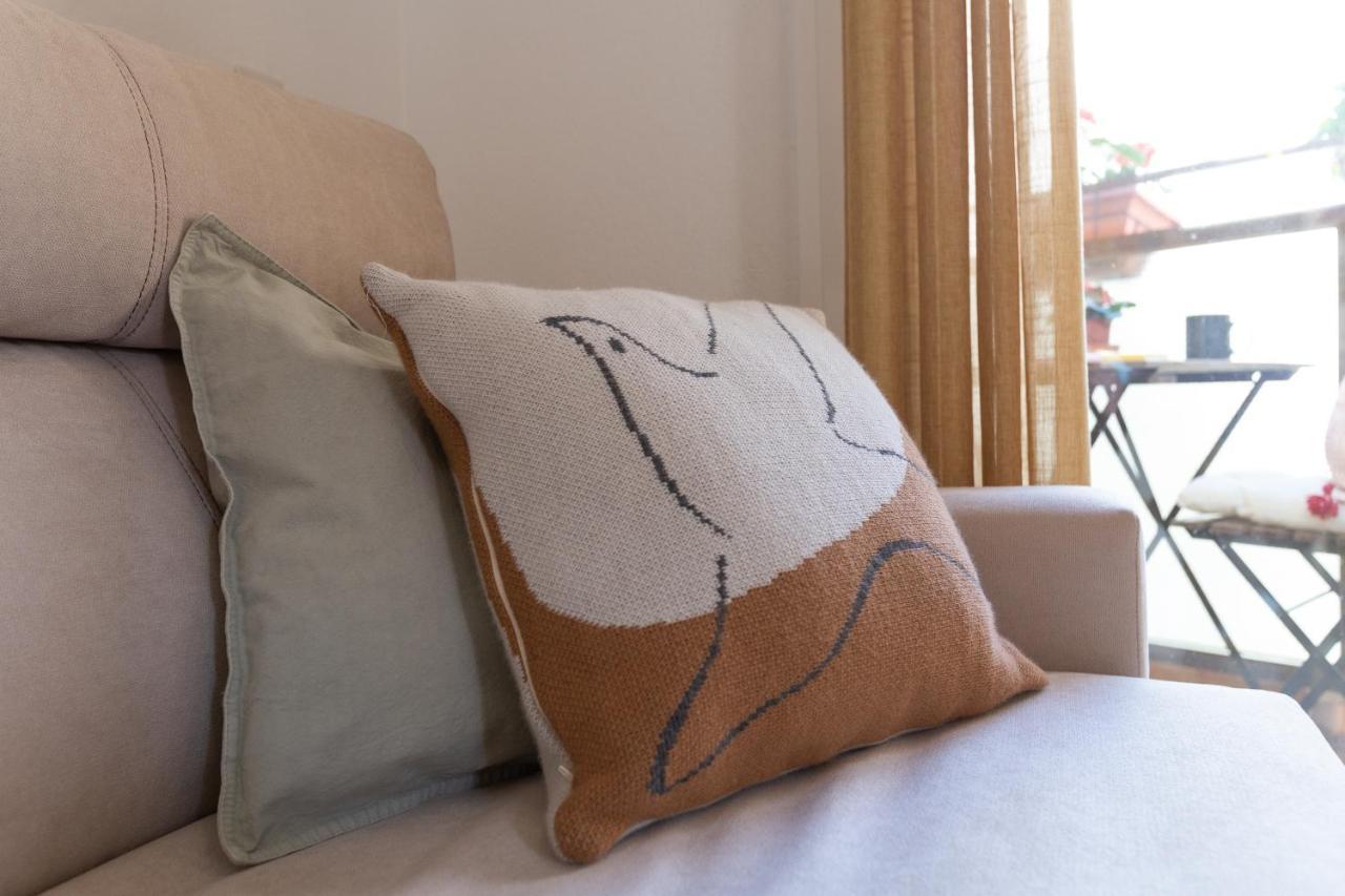Luminoso Apartamento De Dos Habitaciones Con Terraza Y Parking En El Centro Μάλαγα Εξωτερικό φωτογραφία